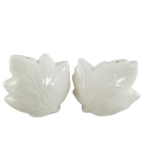 Vintage White Ceramic/ Pottery Maple Leaf Shaped Salt & Pepper Shakers - Picture 2 of 5